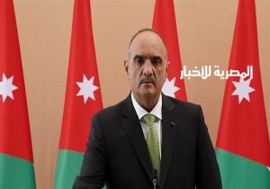 رئيس الوزراء الأردني يصل إلى القاهرة لرئاسة وفد بلاده في اللجنة العليا المصرية - الأردنية
