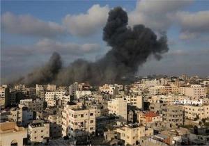 استشهاد 15 فلسطينيًا وإصابة 60 آخرين في قصف إسرائيلي لمربع سكني بخان يونس