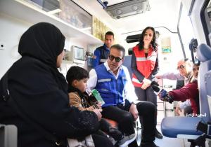 نائب رئيس مجلس الوزراء وزير الصحة يتفقد الحالة الصحية للمرضى والمصابين بمعبر رفح البري
