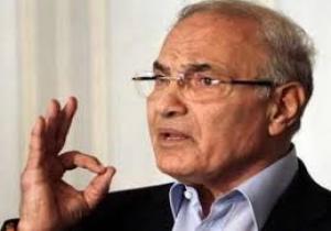 الانتربول الدولي يرفض طلب النائب العام بضبط أحمد شفيق بدعوى تسييس محاكمته