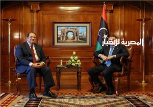 رئيس الحكومة الليبية يستقبل اللواء عباس كامل مدير المخابرات العامة