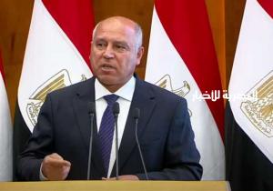 كامل الوزير: هناك خطة لتصنيع بطاريات الأتوبيس في مصر