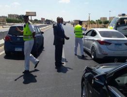 حملات مرورية مكبرة على الطرق لرصد المخالفات بالقاهرة و الجيزة