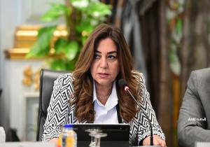 وزيرة التنمية المحلية تتابع مع المحافظين إجراءات تحديد أسعار تعريفة الركوب الجديدة