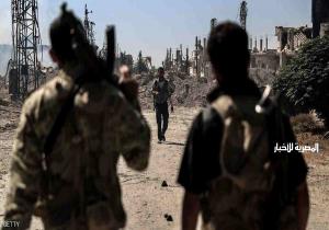 قوات من المعارضة السورية تتقدم مقتربة من بلدة دابق