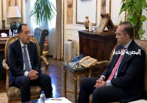 رئيس الوزراء يستعرض عددا من الملفات المهمة لمناقشتها عبر آلية «الحوار الوطني»