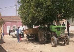 مصرع طفل صدمه جرار زراعي أمام منزله بسوهاج
