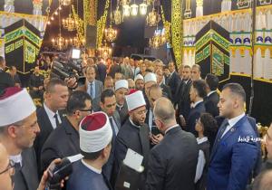وزير الأوقاف يتقدم الصفوف خلال عزاء وزير الأوقاف الأسبق بمسجد عمر مكرم | صور