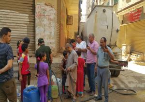 بالصور " إنقطاع المياه فى منطقة فيصل بالجيزة "