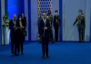 الرئيس السيسي يشكر القائمين على معرض إيديكس 2021: جهد يعكس منظرا رائعا