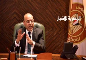 وزير العمل يوجه بمتابعة نشاط شركات إلحاق العمالة ويقرر وقف 8 منها خلال أسبوع لمخالفتها القانون