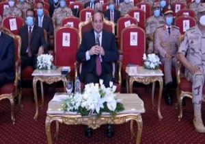 الرئيس السيسى لأهالى سيناء: "بنحاول نشكركم ونرد جميلكم علينا كلنا"