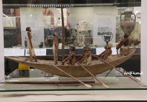 متحف الآثار بمدريد يعلن عن عرض نموذج خشبي لمركب جنائزي من مصر القديمة