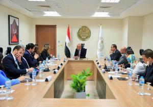 وزير التعليم لوفد غرفة التجارة الأمريكية: حريصون على التعاون مع القطاع الخاص لرفع كفاءة المدارس | صور