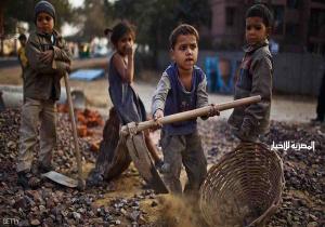 عمالة الصغار.. الطفولة معذبة في زمن "القسوة"