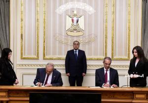 رئيس الوزراء يشهد توقيع مذكرة تفاهم بين مصر وفلسطين للتعاون في مجال تكنولوجيا المعلومات والاتصالات والبريد