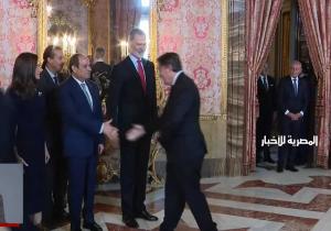 ملك وملكة إسبانيا يستقبلان الرئيس السيسي والوفد المرافق له بالقصر الملكي