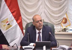 وزير العمل يُعلن 7 فرص عمل للمُعلمين بالسعودية براتب 5 آلاف ريال