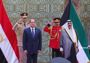 مراسم استقبال رسمية للرئيس السيسي في الكويت.. وأمير البلاد على رأس مستقبليه