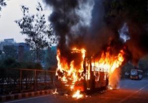 سلطات الكونغو تعلن احتراق 40 راكبا فى انقلاب حافلة