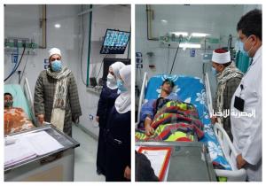 رئيس المنطقة الأزهرية بالدقهلية يزور طلابًا أصيبوا بحادث في المستشفى ‏الدولي بالمنصورة