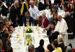 البابا: مساعدة الفقراء "جواز سفر للجنة"