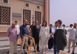 " بلبع "  تتفقد ميناء الصيد وأعمال تطوير مركز شباب رشيد