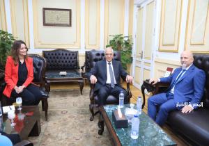 محافظ الجيزة يلتقي سفير دولة الأرجنتين في مصر