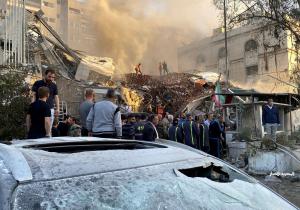 واشنطن تتبرأ من الهجمات على السفارة الإيرانية بدمشق وتحذر طهران