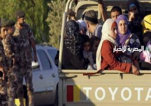 الجيش الأردني يرسل مساعدات إلى النازحين داخل سوريا