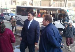 نائب محافظ القاهرة يتفقد شوارع الزاوية الحمراء