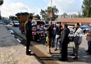 مصادرة توك توك بسبب الإزعاج وتروسيكل أحد النباشين خلال جولة للمحافظ بطلخا والمنصورة