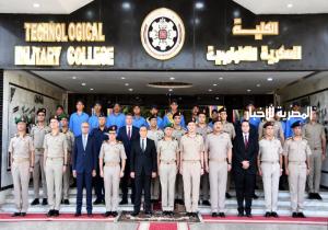 الكلية العسكرية التكنولوجية تحتفل بتخريج الدورة الثانية للمرشحين للعمل بمصلحة الطب الشرعي بوزارة العدل