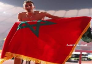 سفيان البقالي يمنح المغرب ميدالية ذهبية في سباق 3000 متر موانع ويهدي الفوز للملك محمد السادس وللشعب المغربي.