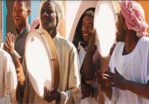 أبو هشيمة يهدى أغنية لأهالى قرية «توشكى-النوبة» بمناسبة افتتاح تطوير قرية توشكى النوبية