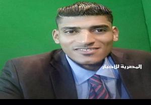 يدى على الجرح.