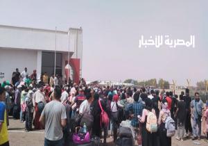 وزارة الخارجية تعاود التأكيد على نقاط تجمع وإجلاء المواطنين المصريين من السودان