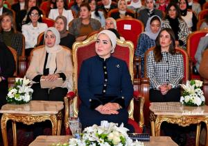 السيدة انتصار السيسي: الوعي هو القوة الحقيقية.. والمرأة الواعية تصنع مستقبلًا أكثر إشراقًا لها ولوطنها | صور