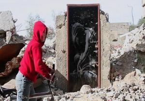 فلسطيني تعرض للاحتيال في بيع إحدى لوحات بانكسي في غزة