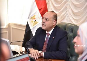 براتب يصل إلى 123 ألف جنيه.. وزير العمل يعلن 300 وظيفة بالخارج
