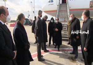 لحظة وصول الرئيس السيسي إلى بروكسل واستقباله من كبار رجال الدولة ببلجيكا | صور وفيديو