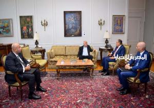 وزير الخارجية يبحث مع أمين سر حركة فتح سبل الاعتراف بالدولة الفلسطينية