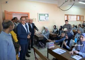 مدبولي يتابع سير وانتظام العملية التعليمية وتطبيق إجراءات التعامل مع الكثافات الطلابية وسد العجز في المعلمين