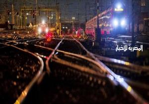 اصطدام قطارين بسيارة ملاكي بالأقصر ونجاة قائدها بأعجوبة