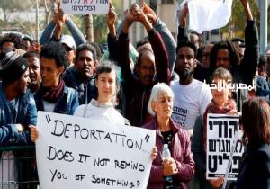 مئات المهاجرين الأفارقة يضربون عن الطعام في إسرائيل