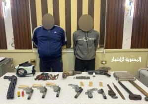 سقوط عنصرين إجراميين في يد الأمن العام لتصنيع وبيع الأسلحة النارية بالدقهلية