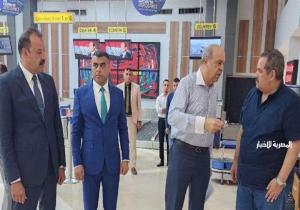 وزير الطيران يتفقد مطار العلمين استعدادًا لاستقبال ضيوف «معرض مصر الدولي للطيران».. صور