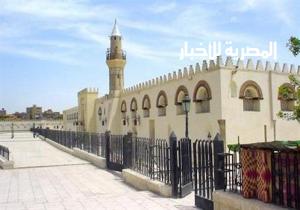 محافظ القاهرة ونائبته يتابعان أعمال تطوير حدائق الفسطاط وساحة جامع عمرو بن العاص