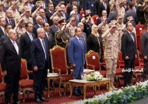 احتفال القوات المسلحة يبدأ بسلام الشهيد.. والرئيس يقدم التحية لأرواح الشهداء