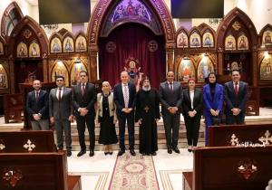 الكنيسة المصرية القبطية في مسقط تقيم حفل وداع للسفير خالد راضي | صور
